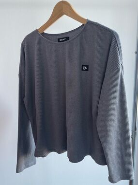 DKNY Ribbed Long-Sleeve Crew in Charcoal Gray